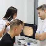 leczenie wypadania włosów